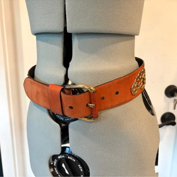 Jil Sander Suede Belt, ornate gold embellishments, suede/gold buckle, S, 26-30 - Picture 16 of 16